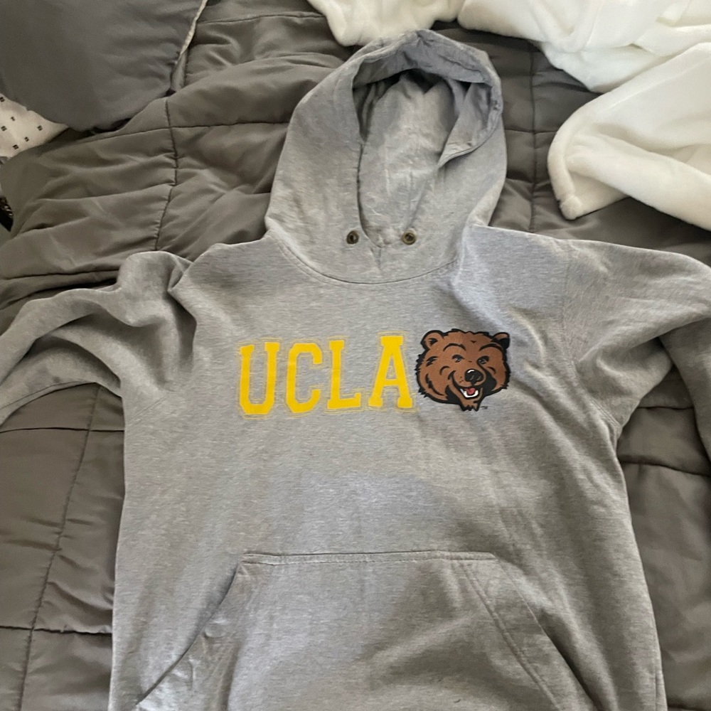 Champs sweater
